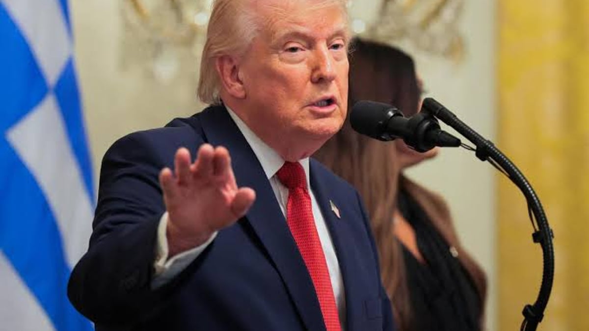 White House Issues Bold Threat To Shut Down Iran Power Network Next Week