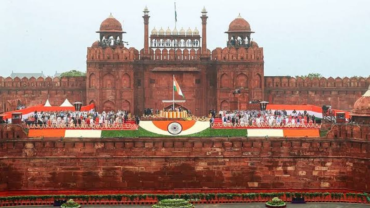 Vande Mataram Red Fort Debut: National Song to Echo from Historic Ramparts on Independence Day