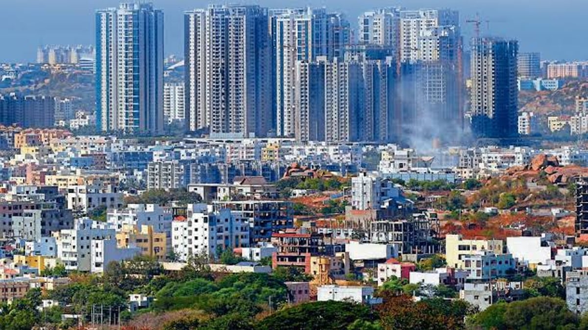 Hyderabad Property Registrations Fall Fifteen Percent As Home Buyers Delay Purchases And Total Sales Value Drops