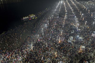 “Tragedy Strikes as Millions Gather for Mauni Amavasya Dip at Maha Kumbh Mela in Prayagraj”