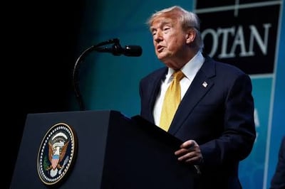 Trump Declares Iran Ceasefire Over but Agrees to Continue Talks Following New Military Strikes
