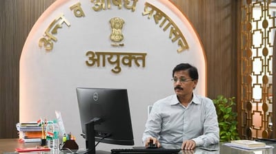 25 Transfers In 20 Years: Meet Tukaram Mundhe, The IAS Officer Mumbai Restaurants Fear