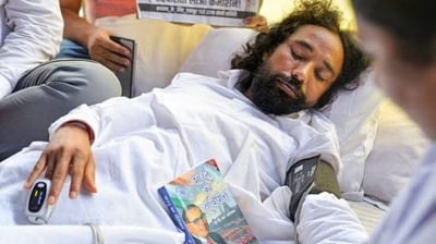 Devendra Nath Mahto Consumes Water on Sonam Wangchuk Call as Jharkhand Student Hunger Strike Over Exam Leaks Persists