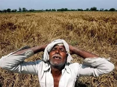 Farmers lost Rs 40,000 crore due to Modi Govt. Policy, Says Report.