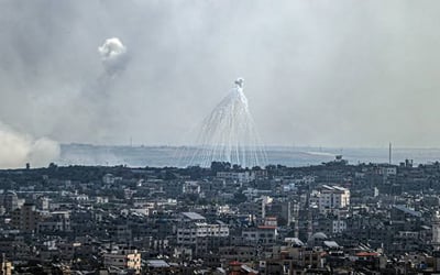 Israel used white phosphorus to bombard Gaza & Lebanon, says Human Rights.