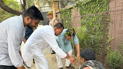 Bihar CM Nitish Kumar’s son Nishant avoids political path