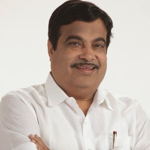 Road Safety Alarming: Gadkari Points to Higher Fatalities on Indian Roads Than in Conflicts