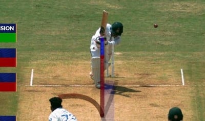 Rohit Sharma Apologizes to a Confused Siraj After DRS Blunder With Pant’s Input