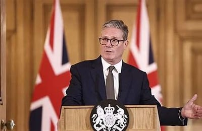 UK PM Keir Starmer’s Humorous Slip: Calls for ‘Sausages’ Instead of ‘Hostages’ in Gaza Speech