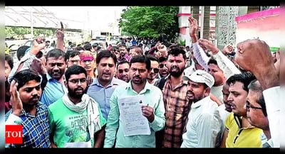 “Thousands of BPSC Aspirants Protest in Patna Over Alleged Irregularities in 70th Preliminary Exam”
